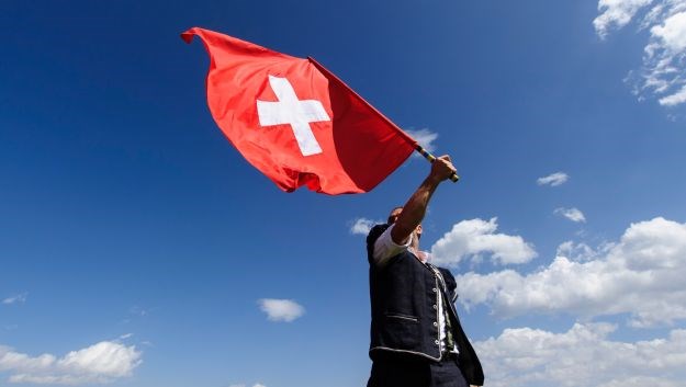 Švicarci internetskim glasovanjem biraju novu himnu