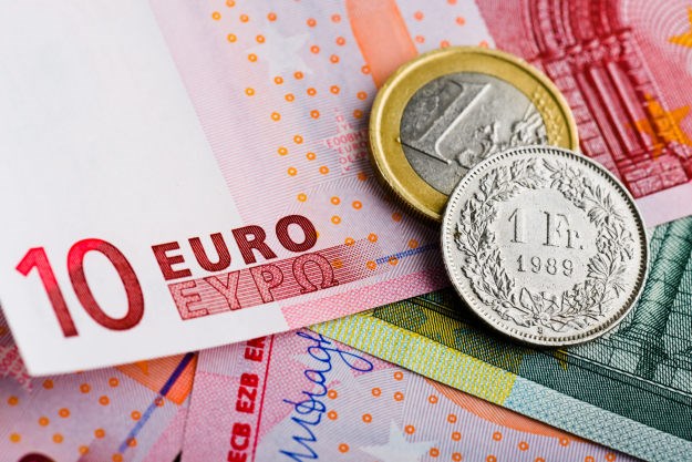 Banke kupuju devize: Kuna oslabila u odnosu na euro