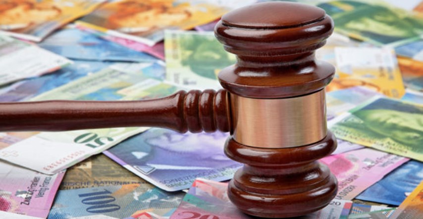 Udruga Franak: Dobivena je privatna tužba protiv Splitske banke zbog nezakonitih kamata