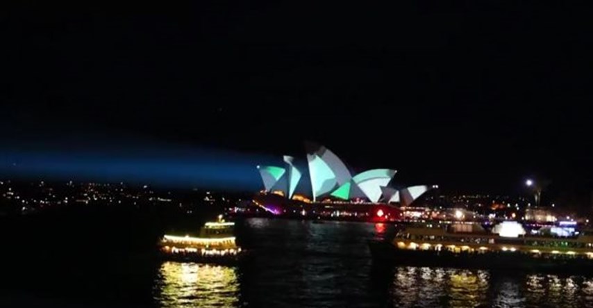 Spektakularni light-show obasjao Sydney