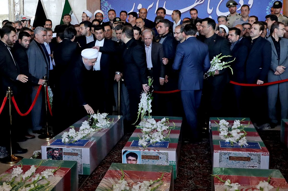 Pokopane žrtve napada na iranski parlament, čuli se uzvici "Smrt Americi"