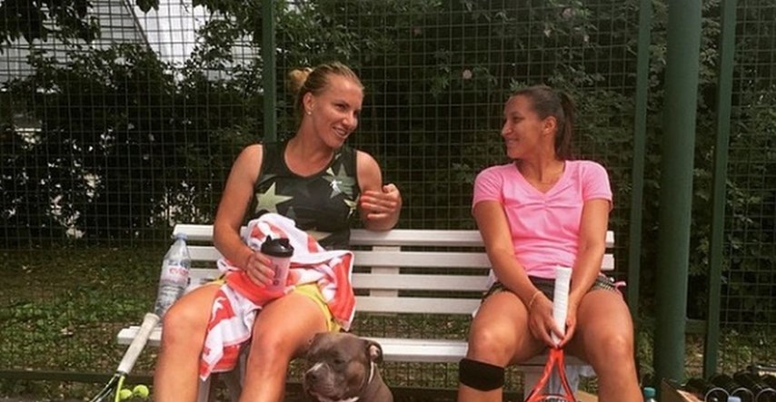 Poznata tenisačica nabrojala imena kolegica lezbijki: "Ne želim da me više gledaju ili diraju"