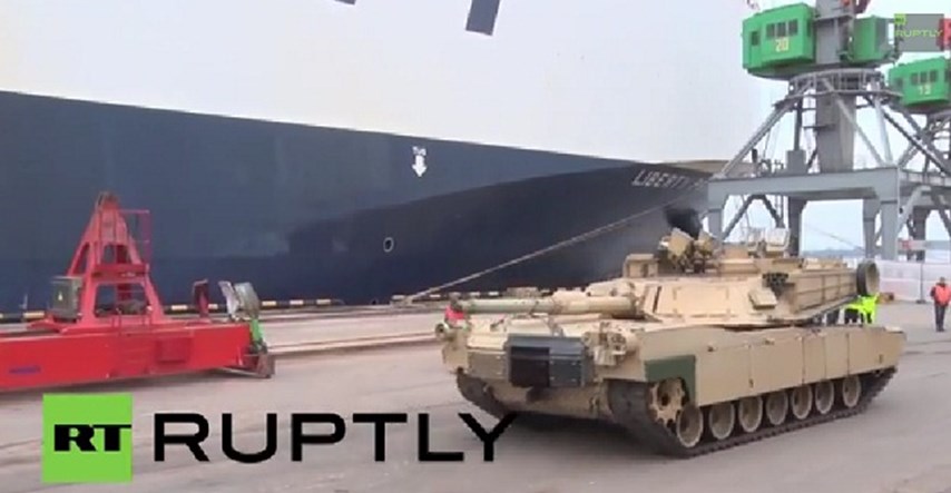 Amerikanci u Latviju iskrcali tenkove i oklopna vozila: "Za slobodu se treba boriti"
