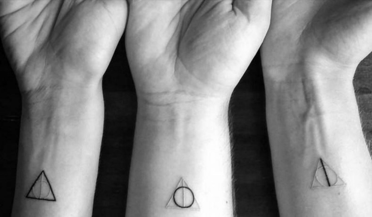 3 brata imaju 3 različite tetovaže, a priča koja stoji iza njih je čista perfekcija