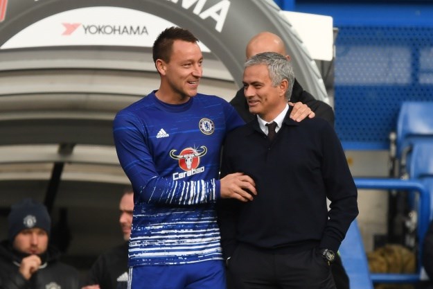 Mourinhov povratak na Stamford Bridge podijelio navijače Chelseaja: "Ujutro ćeš dobiti otkaz"