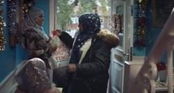 VIDEO Lanac supermarketa u božićnu reklamu stavio muslimansku obitelj, ljudi pobjesnili