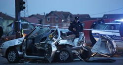 FOTO Teška nesreća na Slavonskoj: Sudarili se auto i kamion, poginula jedna osoba, promet paraliziran