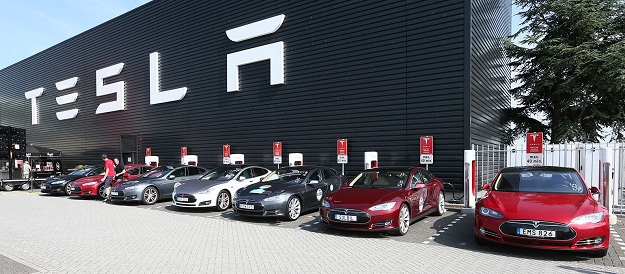 Izvoznici nafte ne vjeruju u automobile na baterije: OPEC prognozira da ćemo se i 2040. voziti na naftu