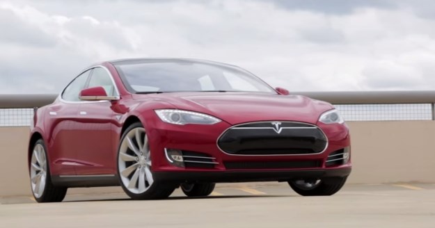 100 tisuća eura vrijedan Podravkin automobil Tesla S oštećen u prometnoj nesreći