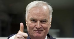U Republici Srpskoj tvrdoglavo odbijaju presudu, Mladića nazivaju herojem