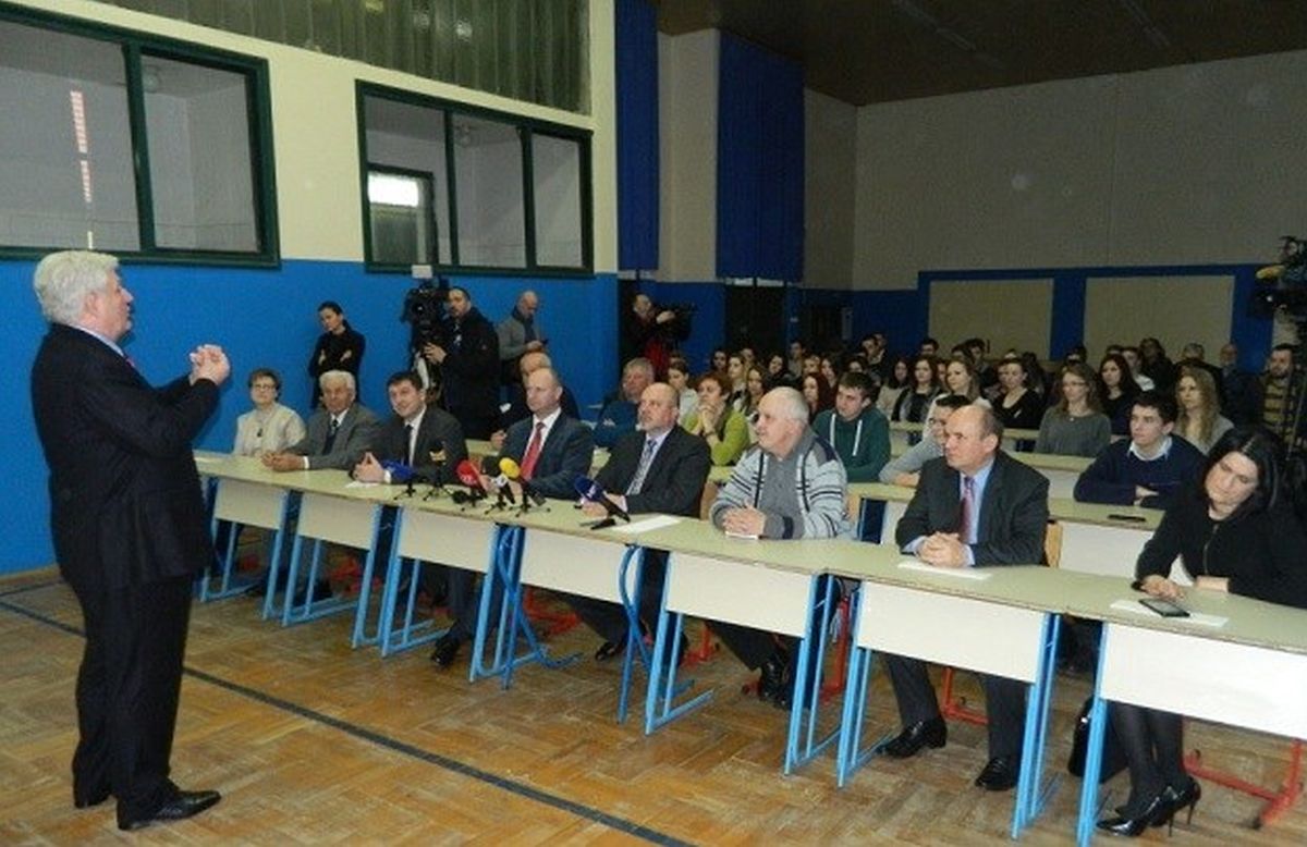 Todorić je lani predavao i u srednjoj školi, a usput je nahvalio HDZ-ovu vladu i premijera