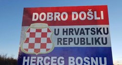 Plakat na granici s BiH: "Dobro došli u Hrvatsku republiku Herceg Bosnu"