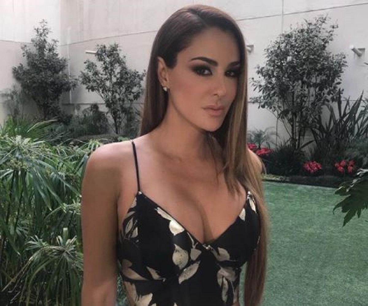 FOTO Seksi glumicu ucjenjivali toples fotkom, ona je objavila sama: "Recite ne ucjeni"