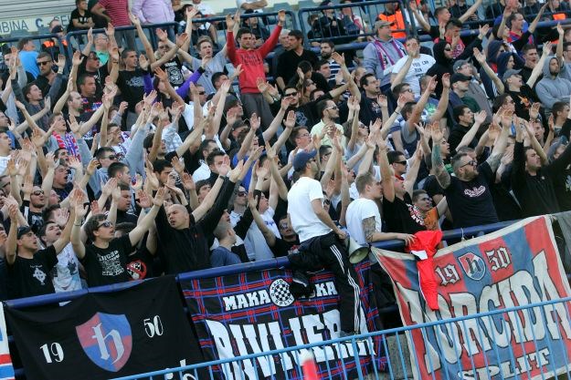 Brbić sišao iz lože u svlačionicu, igrači Hajduka zapjevali "Večeras je naša fešta"
