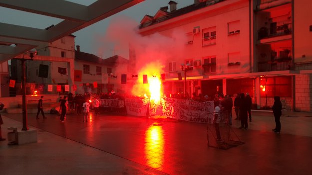 Torcida bakljadom podsjetila MOST na predizborna obećanja