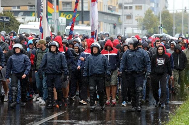 VIDEO, FOTO Torcidu u Zagrebu dočekale provokacije Boysa
