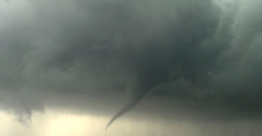 Razorni tornado pogodio zapadnu Oklahomu, poginula jedna osoba
