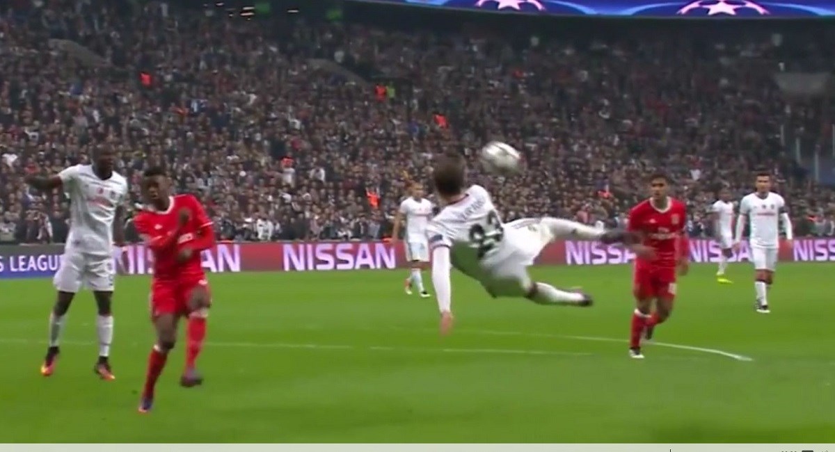 KAKO JE LJEPŠI OD MANDŽINOG REMEK-DJELA? Izabran gol sezone u Ligi prvaka