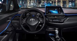 Toyota C-HR: Prvi pogled u unutrašnjost atraktivnog crossovera