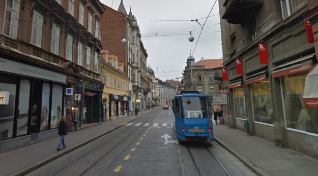 Pješak pao pod tramvaj kod Britanskog trga