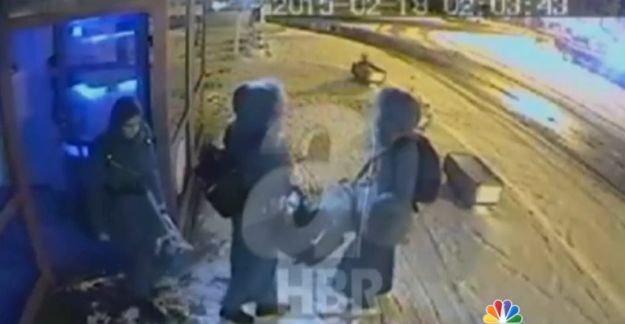 Kako džihadisti vabe tinejdžerke: "Hitno dođi, sestre dolaze svaki dan, ponesi donje rublje"