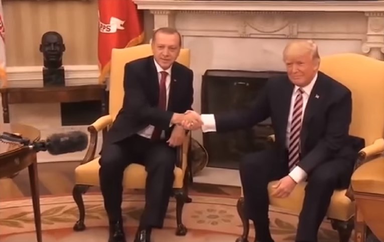 Trump i Erdogan razgovarali o sirijskoj krizi
