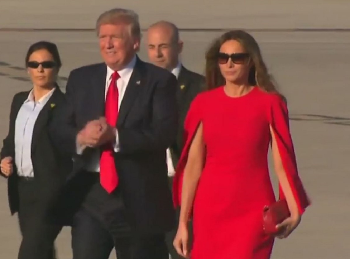 VIDEO Trump ne želi Melaniju držati za ruku, a stručnjaci za govor tijela objasnili su i zašto