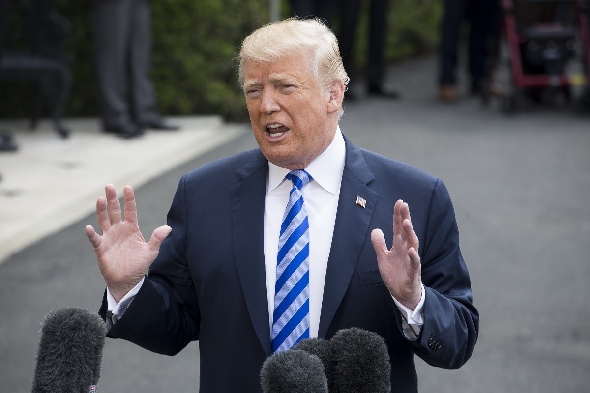 Trump: Određeni su datum i mjesto sastanka s Kim Jong-unom
