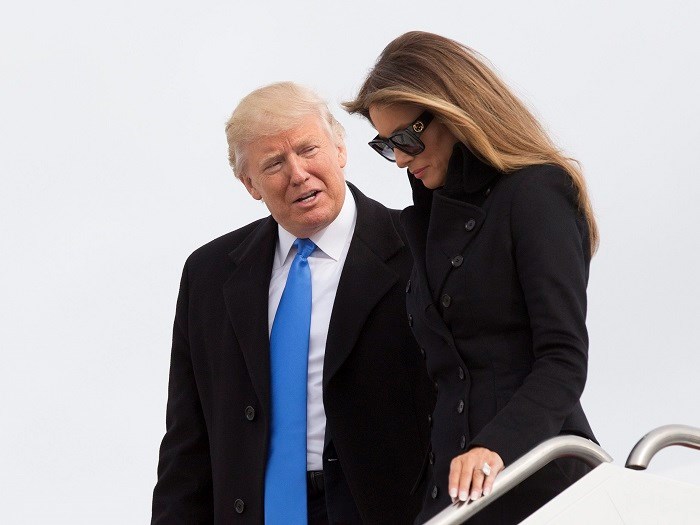 Trump radi inauguracije vojnim avionom došao u Washington