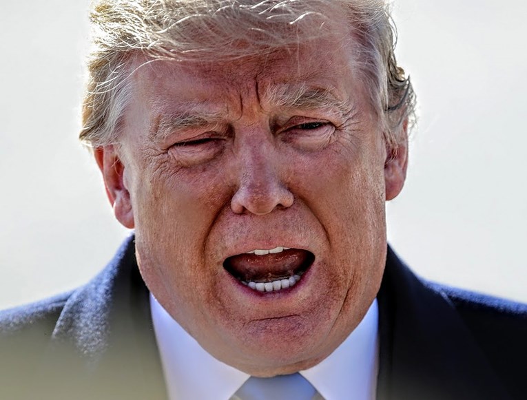 Trump druge države naziva vukojebinama, kritičari tvrde da je lud. Kakav čovjek vodi SAD?