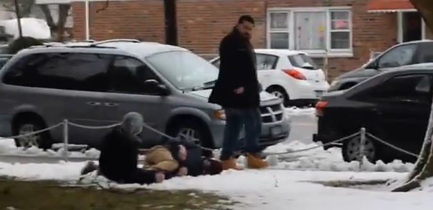 Pokušali napraviti spačku pa pobrali batine