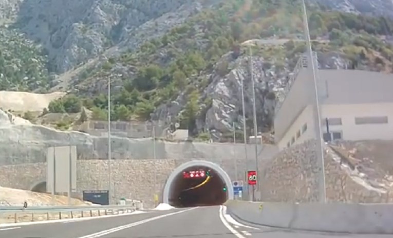 Od danas se više ne plaća tunelarina za tunel Sv. Ilija, a to je važna vijest za stanovnike Imotskog i okolice