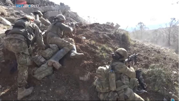 Režimske snage napale turske u Siriji, ubijen turski vojnik