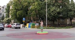 VIDEO Imao je poseban razlog: Otkriveno zašto se onaj tip tuširao na zagrebačkom kružnom toku
