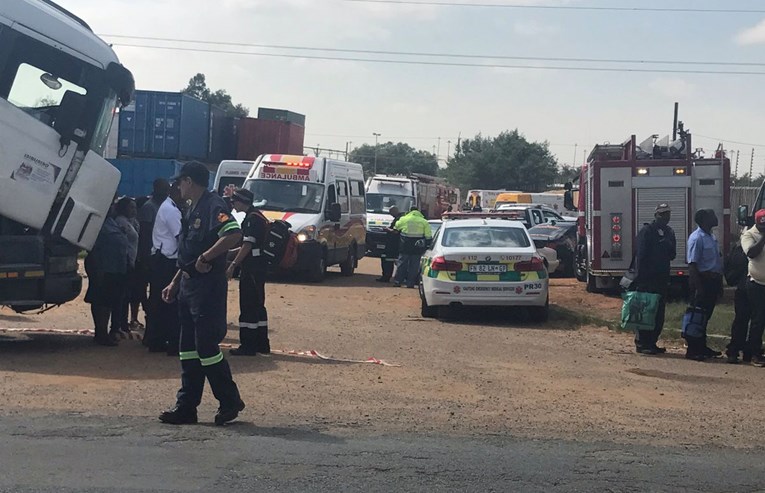 U sudaru vlakova u Južnoafričkoj Republici najmanje 200 ozlijeđenih
