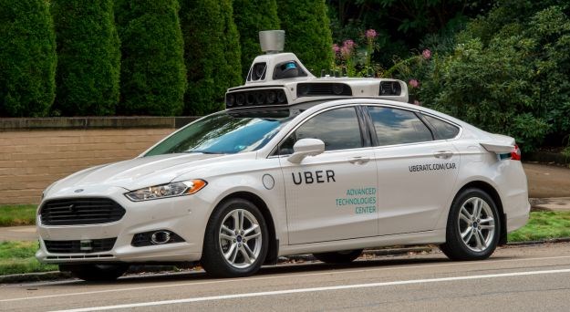 Uber u Pittsburghu uveo taksije koji voze sami