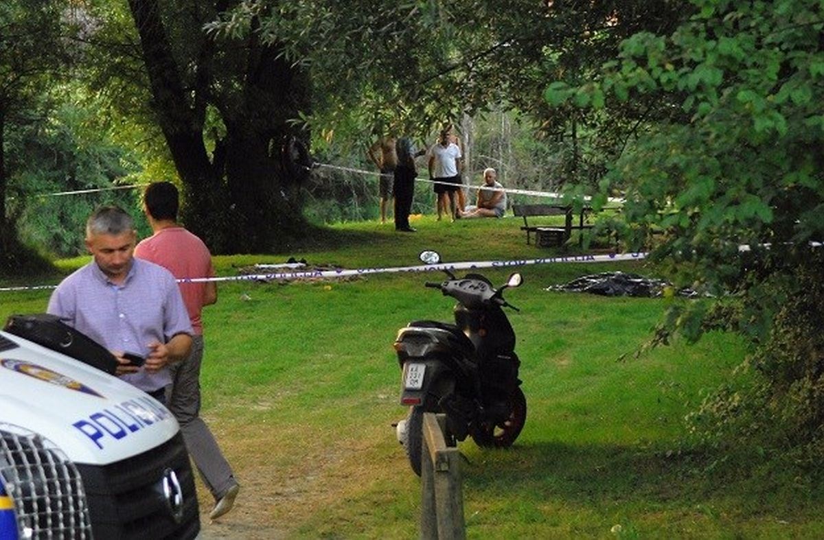 Pijan kuburom ubio mladića kod Karlovca i dobio 8,5 godina zatvora, otac pljunuo na ubojicu sina