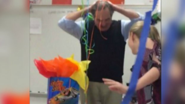 VIDEO Iznenađenje zbog kojeg je učitelj i zaplakao