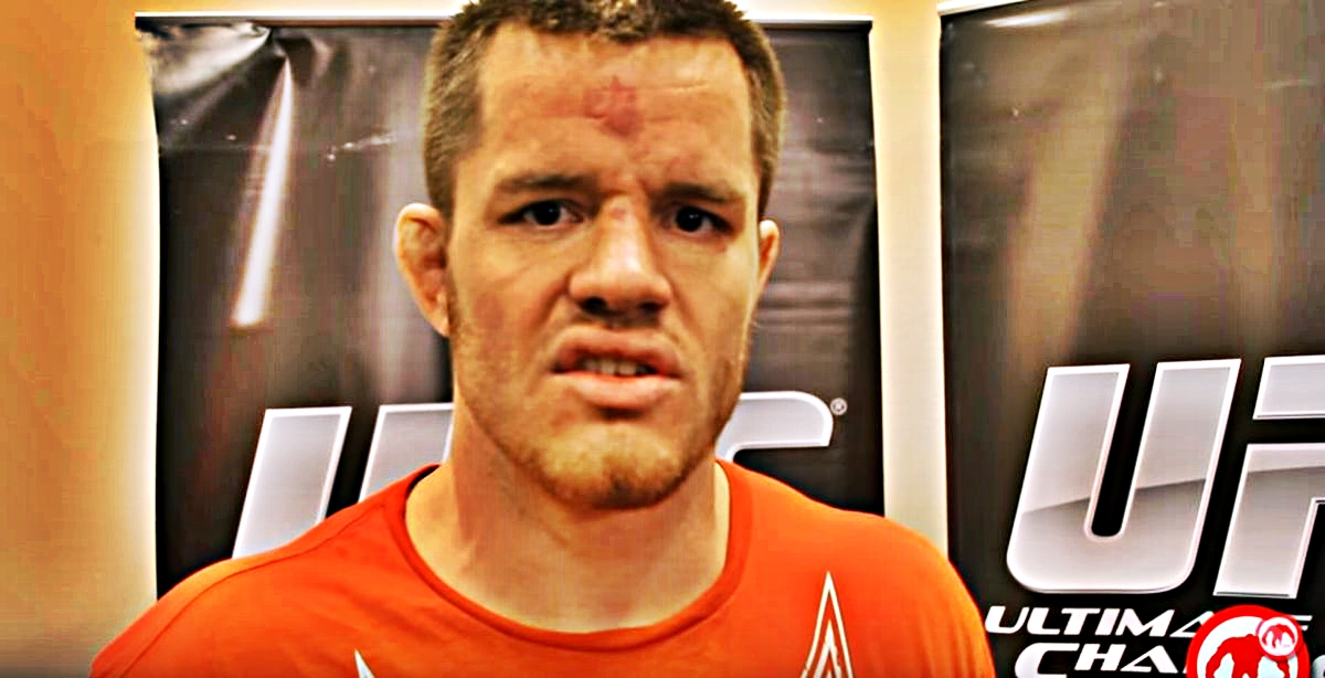 DIZALO MU UNIŠTILO KARIJERU UFC-ov borac tuži hotel zbog bizarne nesreće