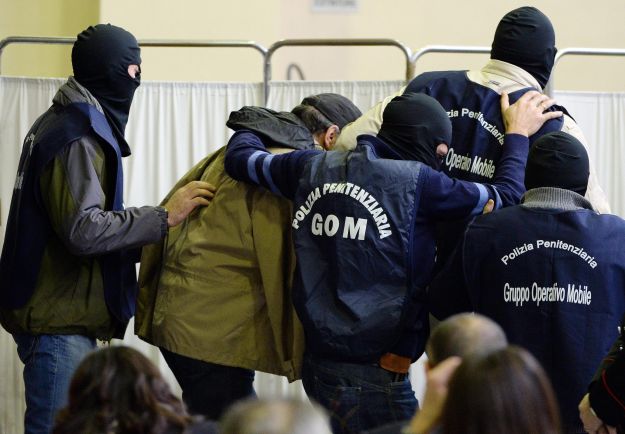Velika antimafijaška operacija u Italiji: Članovi ´Ndranghete planirali preuzeti Rim