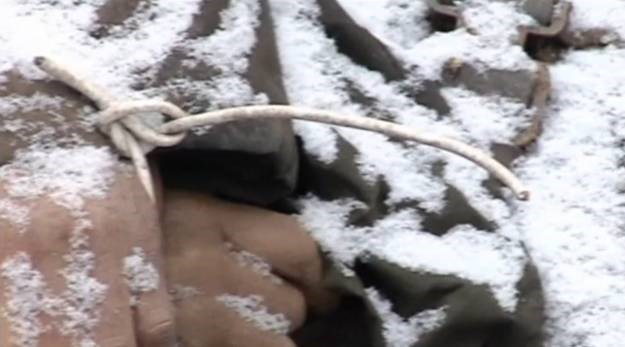 Video smrznutih leševa sa svezanim rukama u zračnoj luci Donjeck