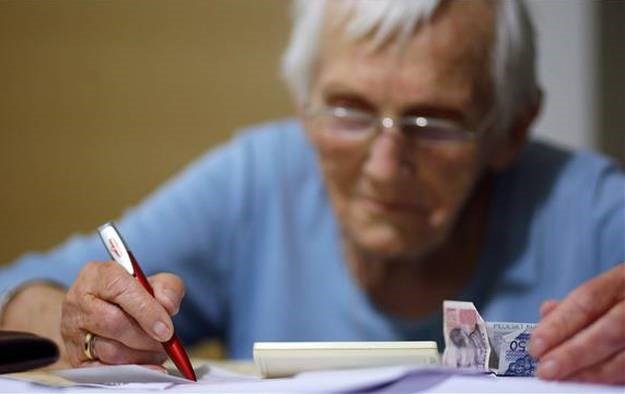 Sindikat savjetuje blokirane umirovljenike da otvore zaštićene račune za isplatu božićnica