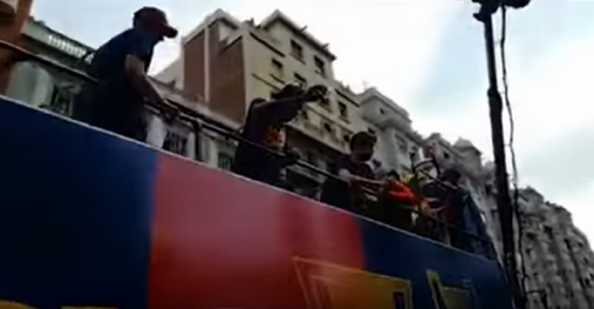 INCIDENT NA PROSLAVI TITULE Zvijezda Barce zalijevala novinare pivom, ovi pobjesnili