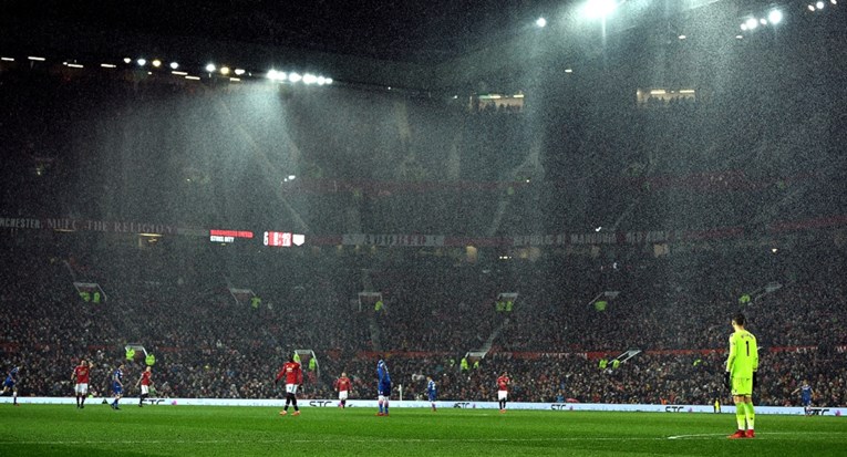 United pod prolomom oblaka razbio Stoke City