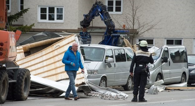 Uraganski vjetrovi pogodili sjever Europe, šteta će se mjeriti u milijunima eura