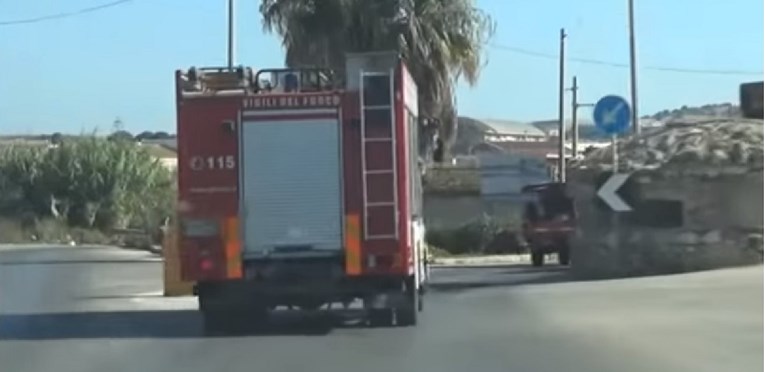 VIDEO Talijanski vatrogasci optuženi za podmetanje požara kako bi dobili novac za gašenje