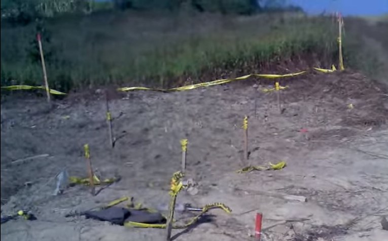 Narkodiler u BiH ustrijelio dva policajca, a sad se skriva u minskom polju