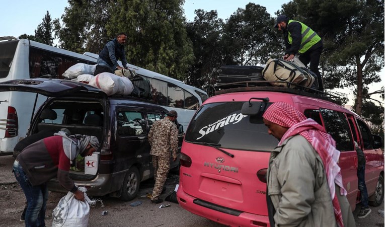 Džihadisti napuštaju Damask, noćas nastavljena njihova evakuacija