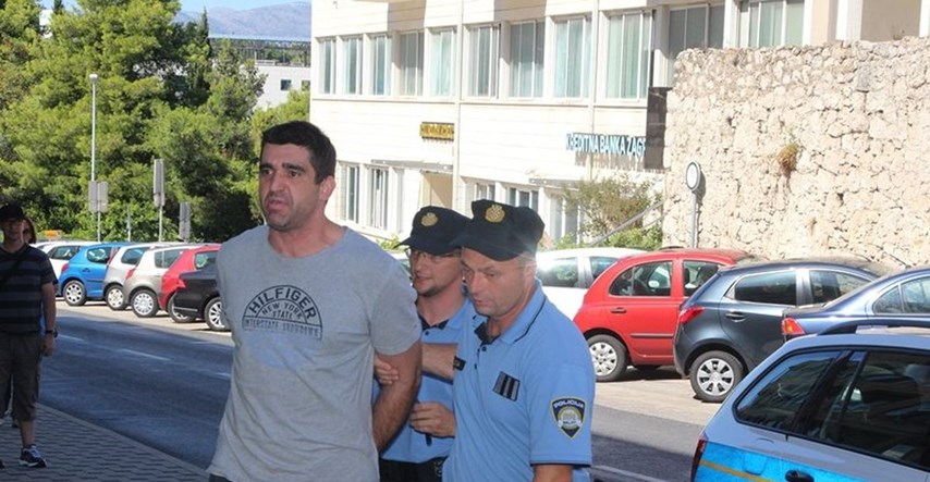 Osumnjičeni za pljačku u Dubrovniku divljao i pljuvao na novinare