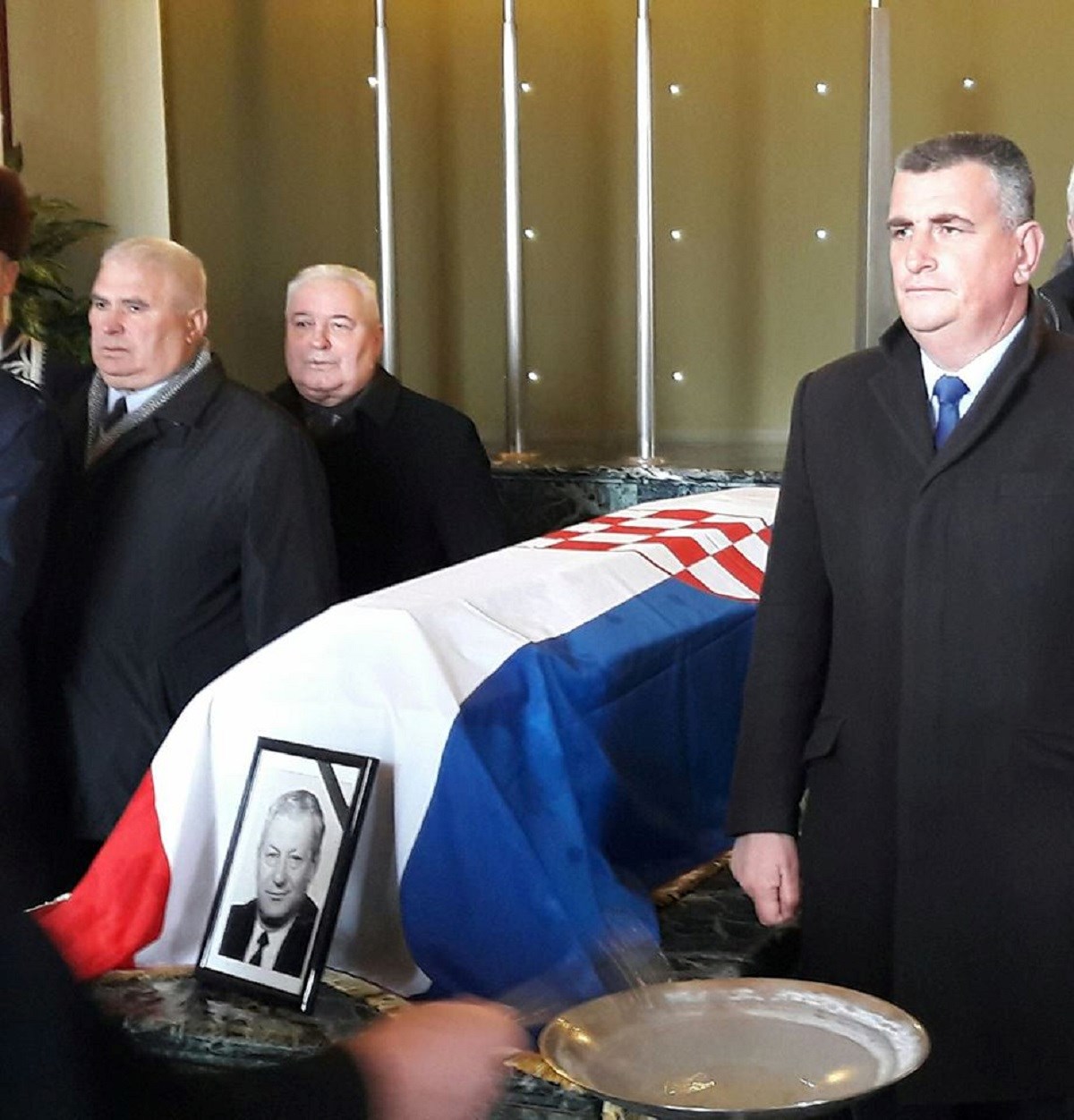 Marko Veselica pokopan na Mirogoju: "U onim vremenima nije bilo većeg čovjeka"